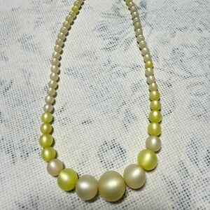 Women's Yellow and Cream Beaded Necklace Vintage